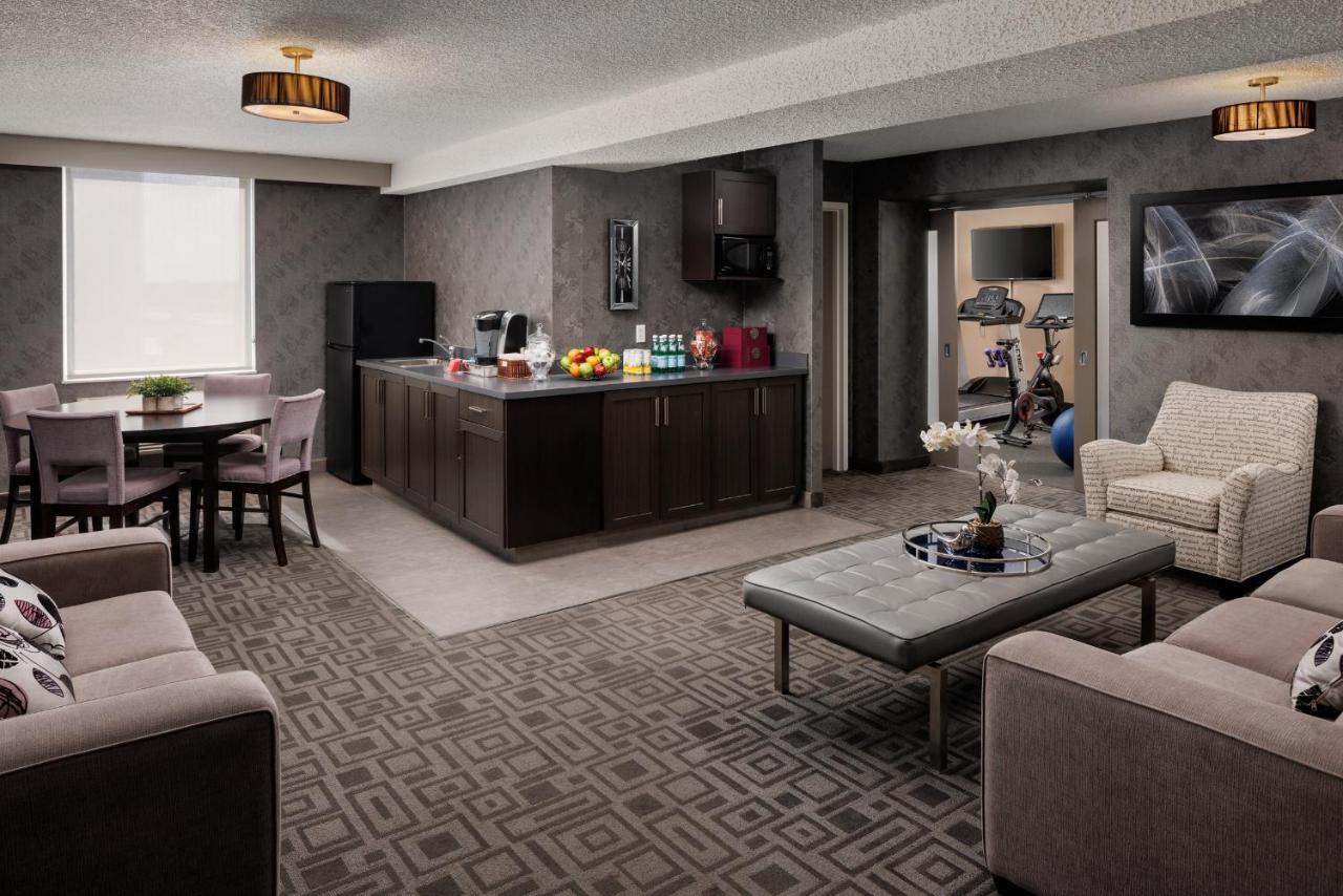 Pomeroy Hotel & Conference Centre Grande Prairie Ngoại thất bức ảnh