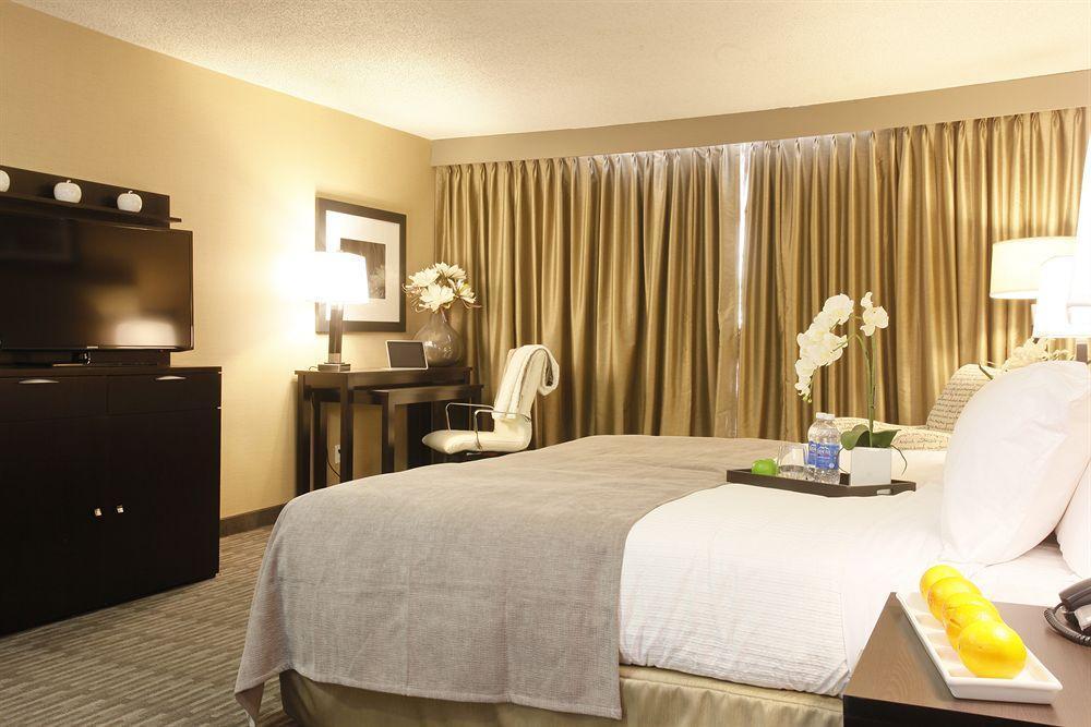 Pomeroy Hotel & Conference Centre Grande Prairie Ngoại thất bức ảnh